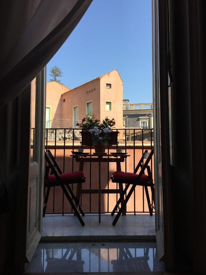 Finestre Sul Teatro - Catania - Parking Included Apartment Екстериор снимка