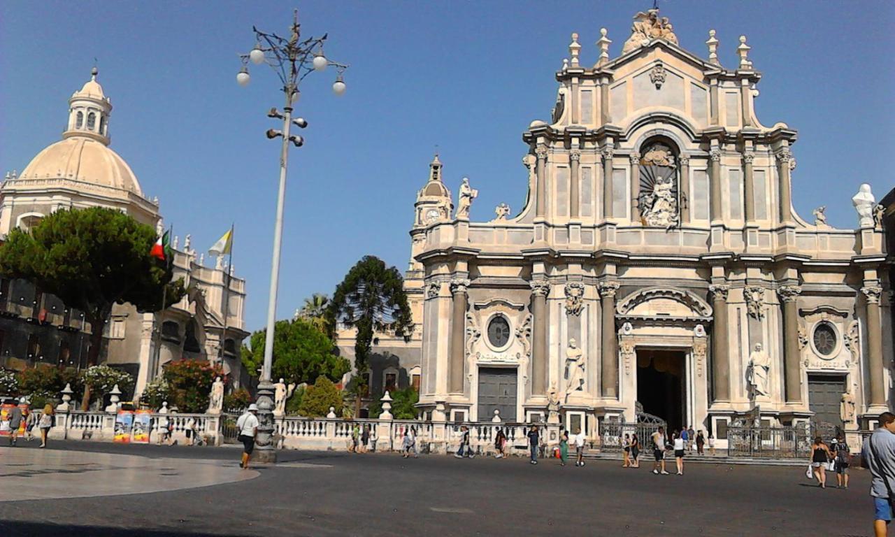 Finestre Sul Teatro - Catania - Parking Included Apartment Екстериор снимка