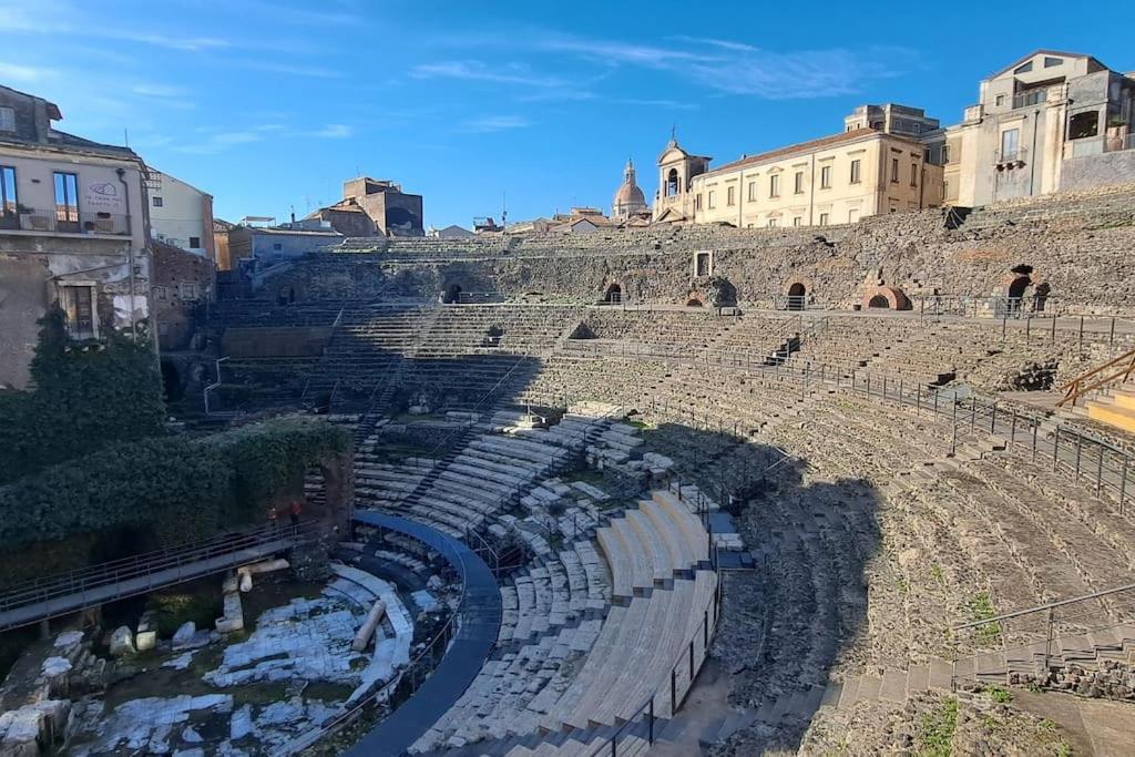 Finestre Sul Teatro - Catania - Parking Included Apartment Екстериор снимка