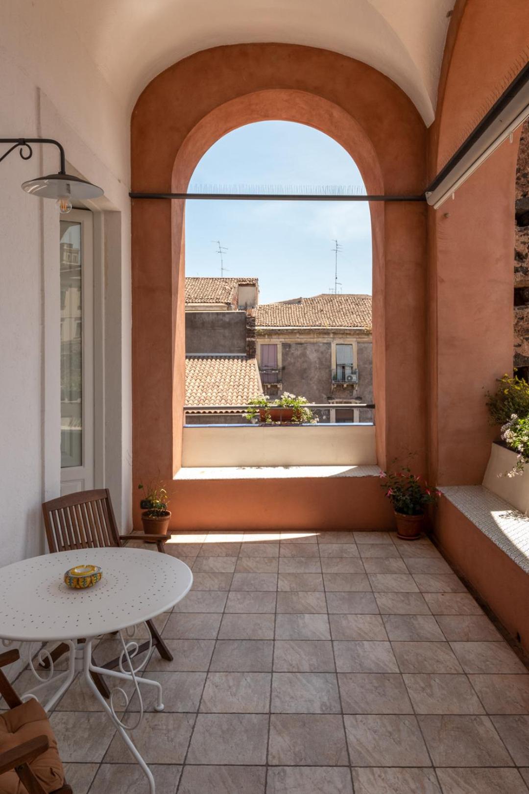 Finestre Sul Teatro - Catania - Parking Included Apartment Екстериор снимка